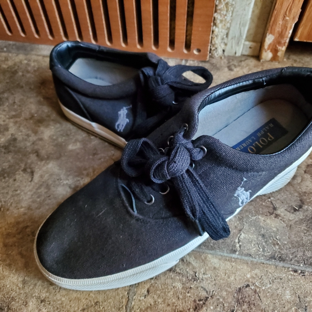 Polo shoes